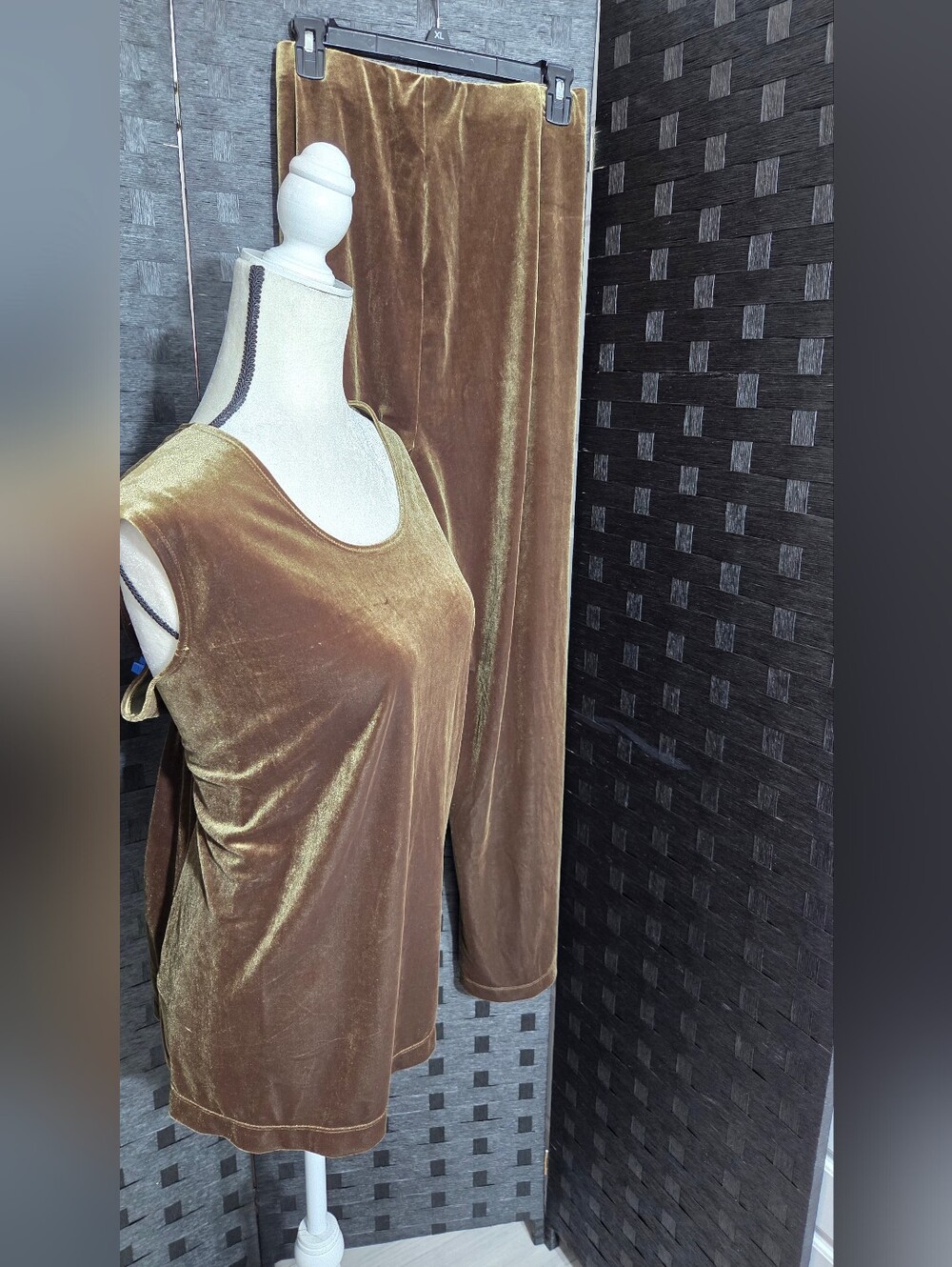 ✨ Susan Graver Liquid Velvet 2-Piece Set Tunic & Pants Olive Gold 2X - Picture 5 of 12